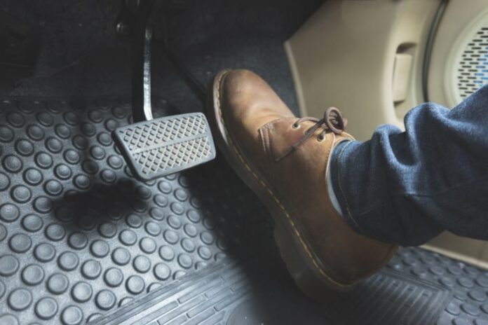 best shoes for driving car