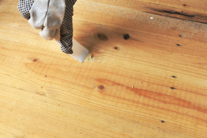 15 Best Wood Filler For Hardwood Floors, Repairing Hardwood Floors With Wood Filler